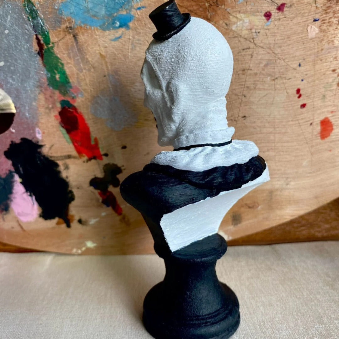 Creepy Clown Statue